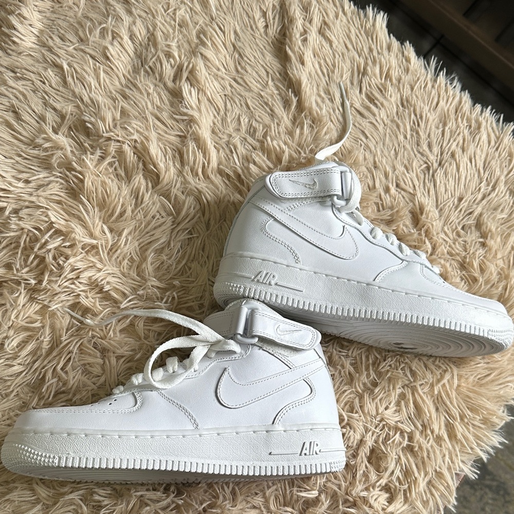 Nike AF1 White High-Top Sneakers with Strap - Picture 13 of 16